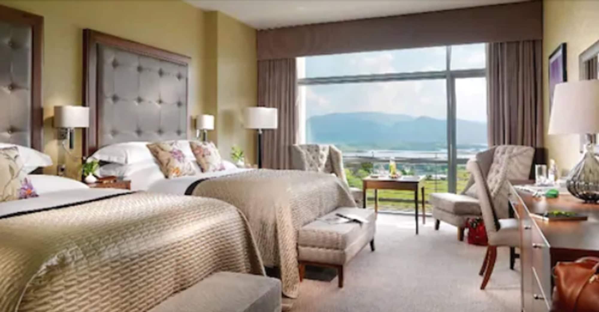 Aghadoe Heights Hotel & Spa Killarney Eksteriør billede A room at the Killarney International Hotel